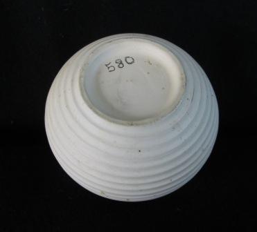 I can't find a number for this wall vase - It looks like this is the 581 Small Cone 58010