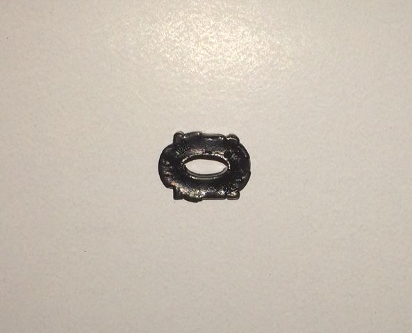 Weird piece of plastic, grommett?, found in heater pipe Gromme10