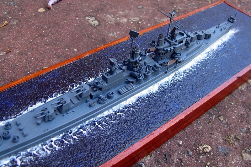 USS Oakland - Matchbox 1/700 Img_4115