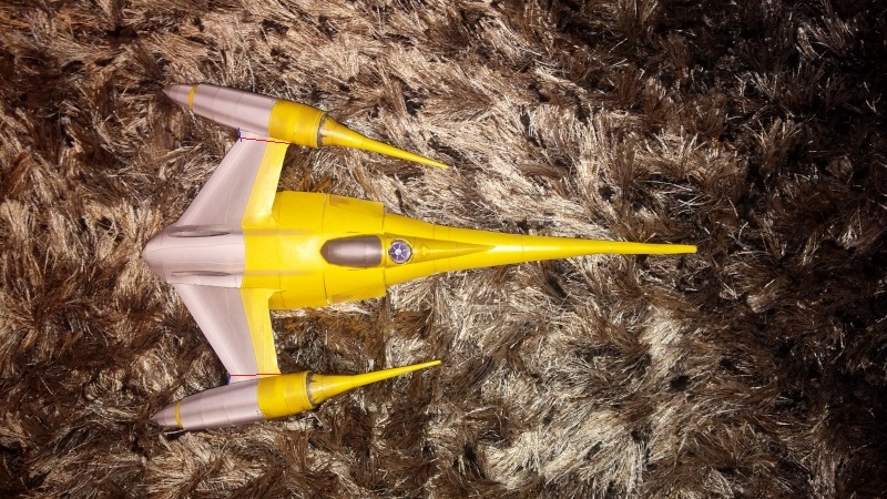 Naboo N-1 StarFighter - Page 2 Cam00410
