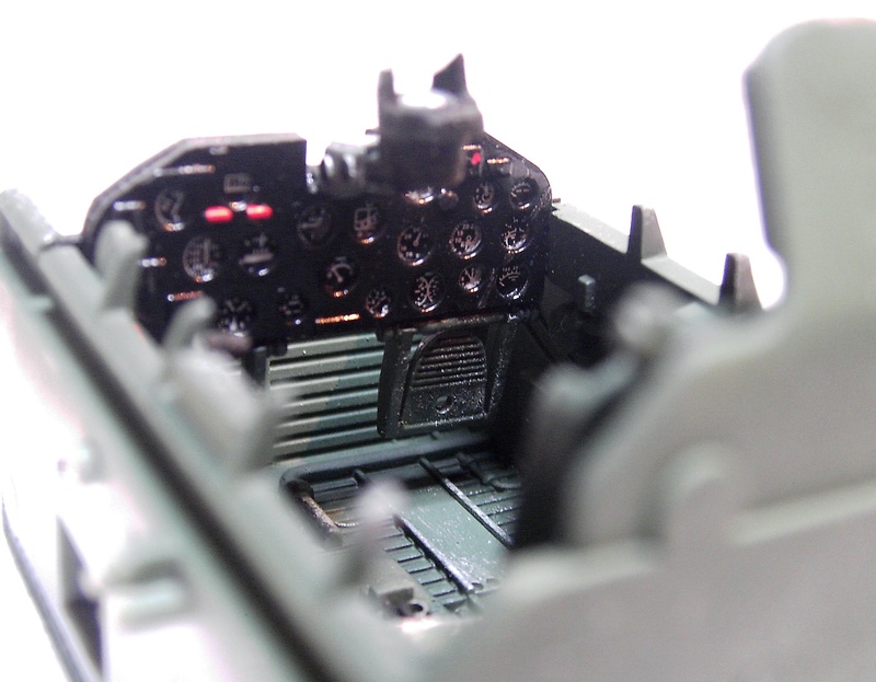 Republic P-47D Thunderbolt Bubbletop / Kinetic, 1:24 Pict5735