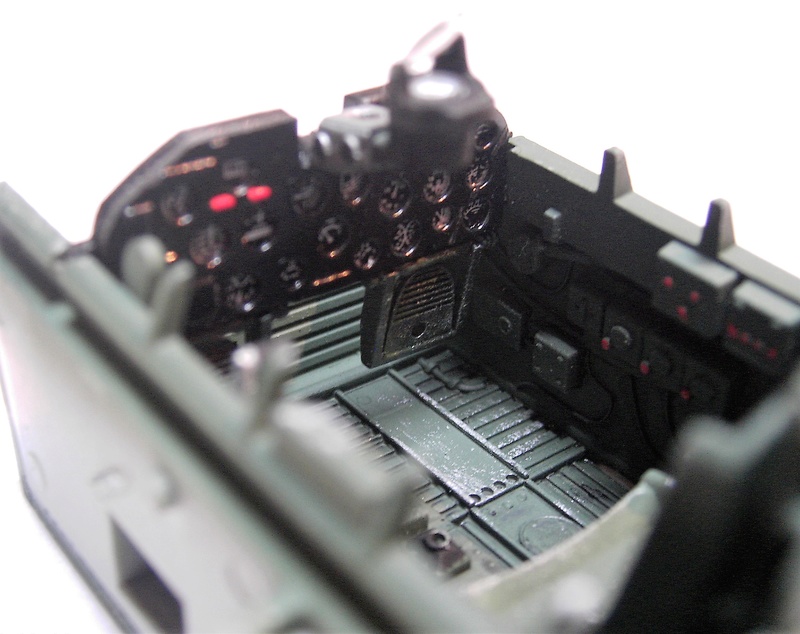 Republic P-47D Thunderbolt Bubbletop / Kinetic, 1:24 Pict5738