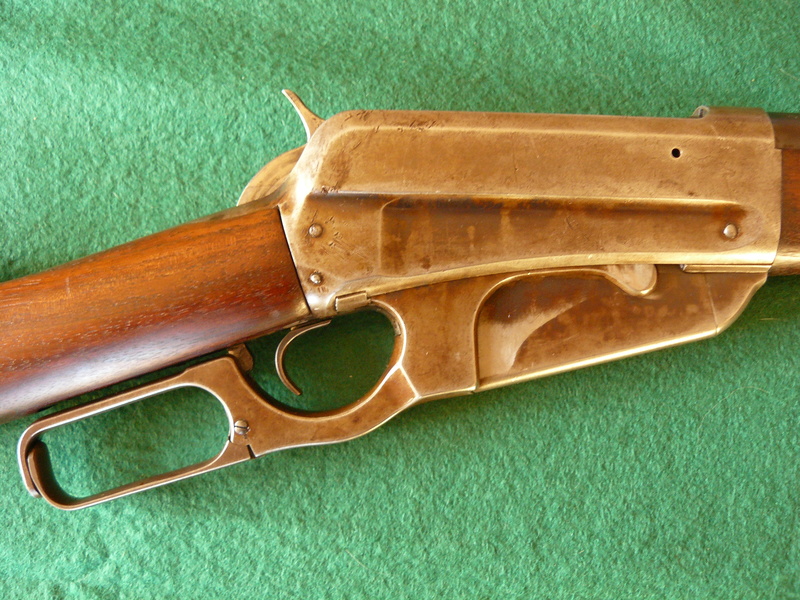 Deux exemplaires; 303 British et 405 Winchester [1895] 3winch10