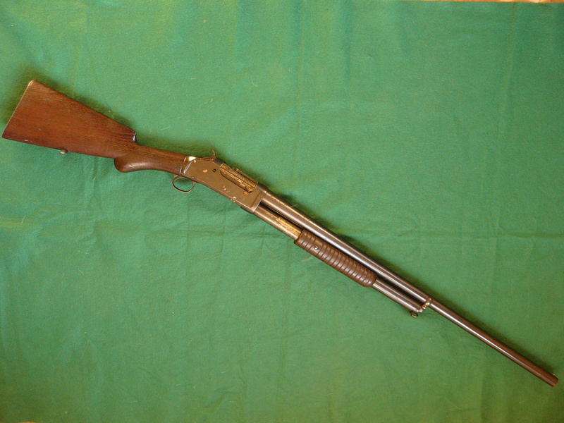 Un exemplaire de Model 1893 4_9310