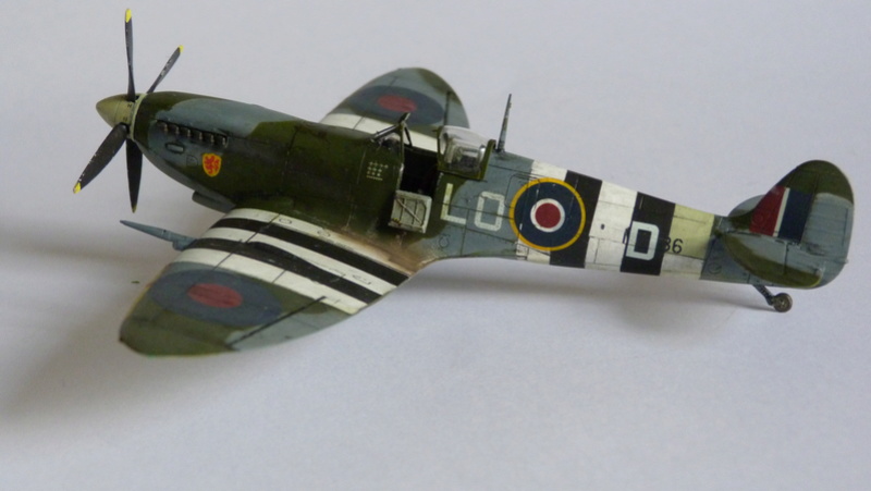Spitfire Mk.IXc - Page 2 P1100024