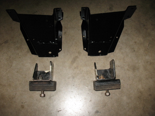 Brackets And Pulleys For V-8 Swap Mounts10