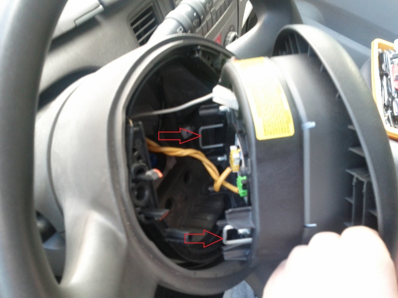 CHANGEMENT DU COMODO AVEC DEPOSE DE L'AIRBAG ET DU VOLANT 2_212