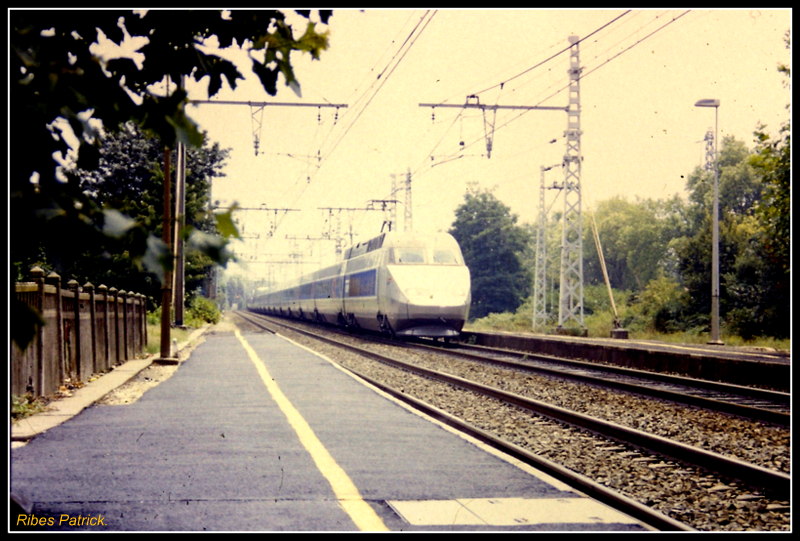 Quizz: Un TGV brûle une gare... Pict0010