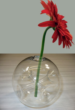 Un soliflore en verre... MB création - Marcel Brévi à Saint-Fons P1160910