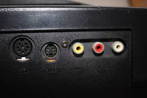 Alim et cables Neo-Geo CD