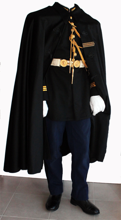 Capitaine GRM - Grande tenue à pied (tenue n°1) 310