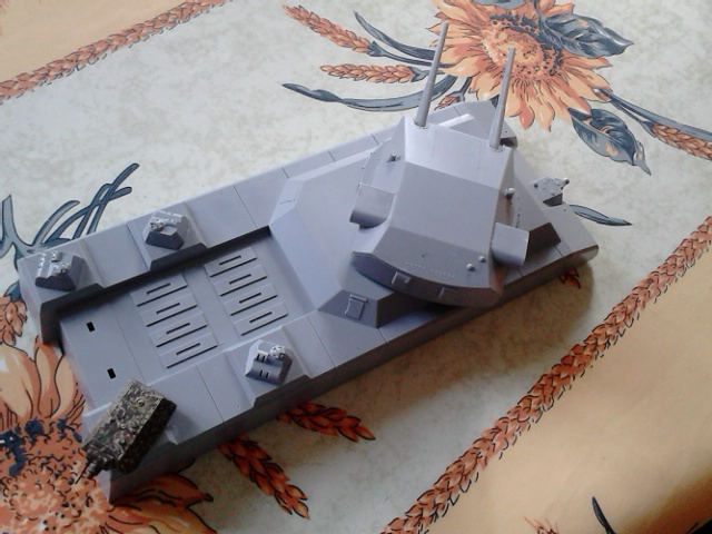 (Le montage du weekend)P1000 ratte et ses maus(takom 1:144): Dsc_3970