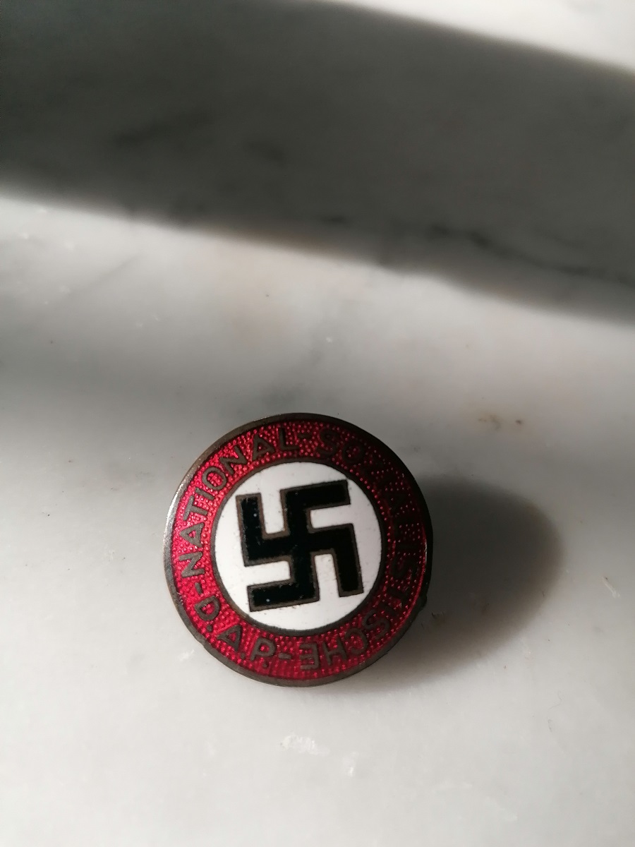 INSIGNE NSDAP ET SA  Img_2336
