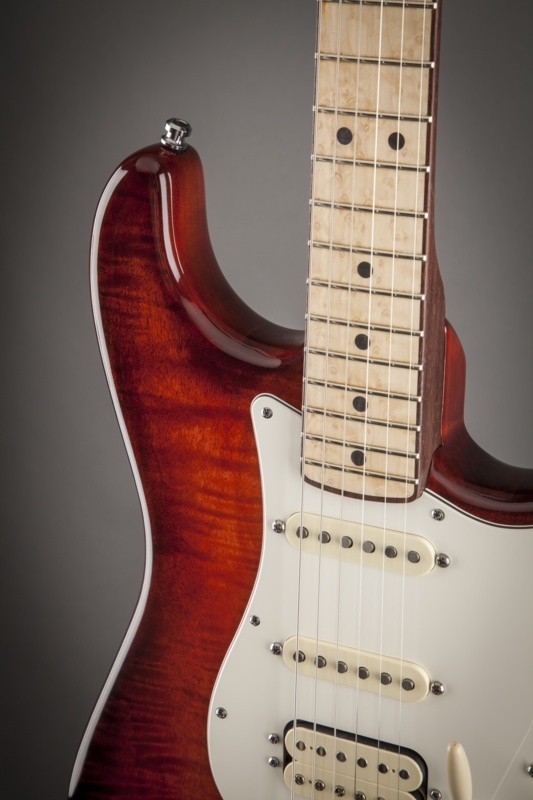 FENDER SELECT STRATOCASTER 2014 6c33d210