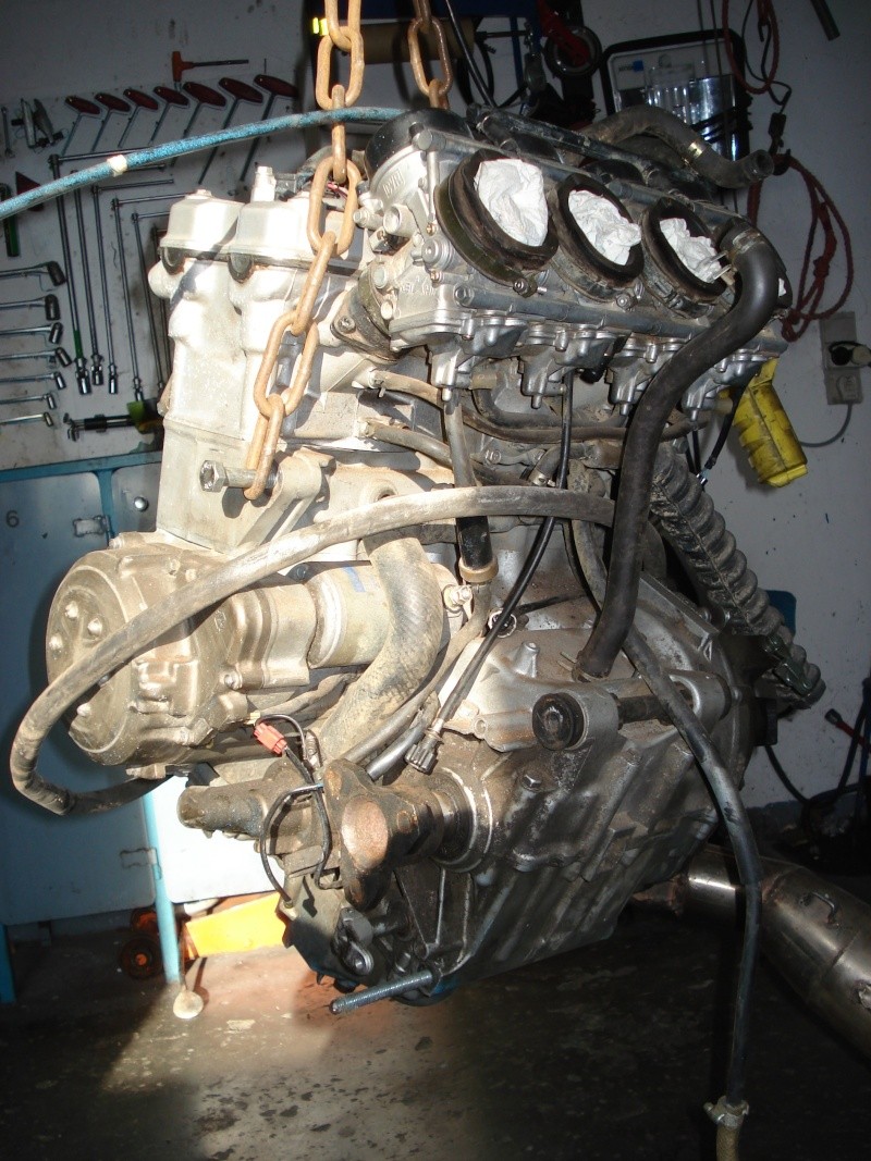 Montage de moteur moto sur boite de vitesses voiture Dsc09711