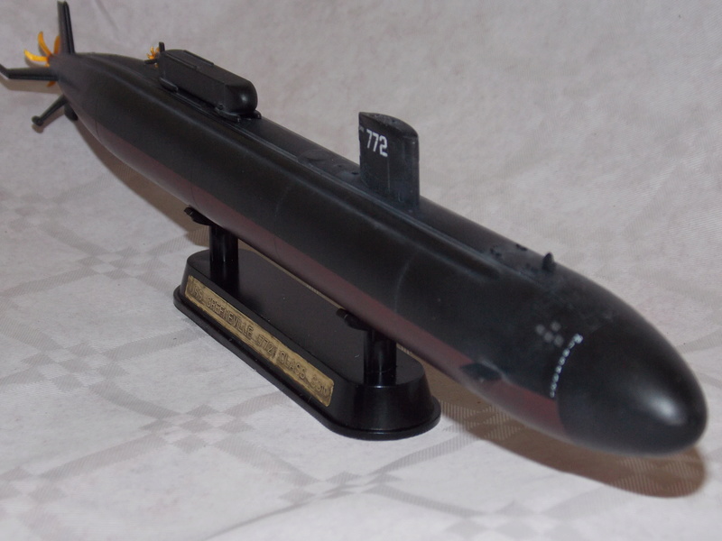 [HOBBYBOSS] Sous-marin Type 212 et sous-marin d attaque nucléaire SSN 772 USS GREENEVILLE Réf 83527 & 87016 Dscn7558