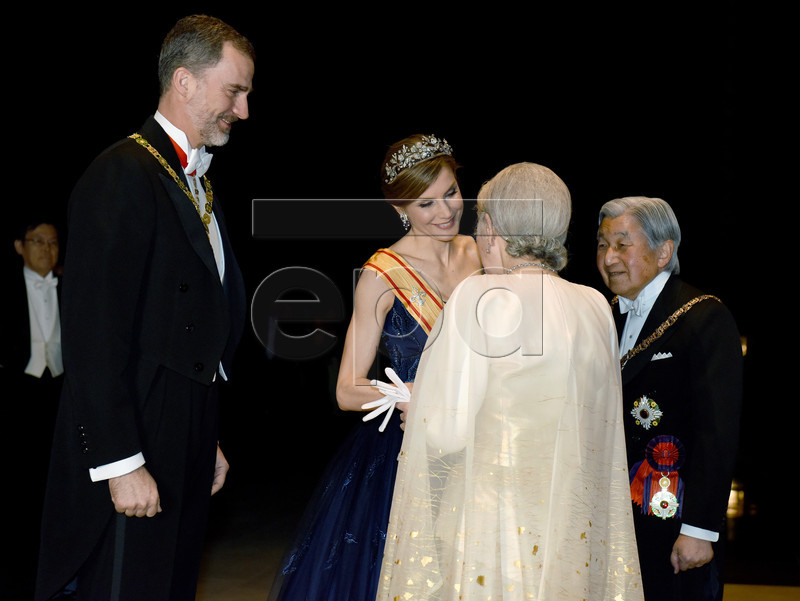 VISITA DE ESTADO DE LOS REYES A JAPÓN DEL 4 AL 7 DE ABRIL - Página 6 Japon510