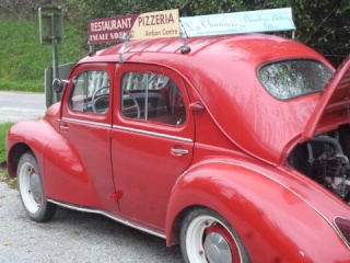 A Renault  4cv Img_2134