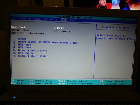 Problème installation sur Packard Bell LV44HC