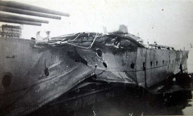 Le canon, la cuirasse et les torpilles et les mines 19400710