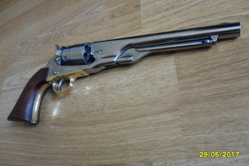 Revolver Pietta 1860 Army finition acier poli Sam_4211
