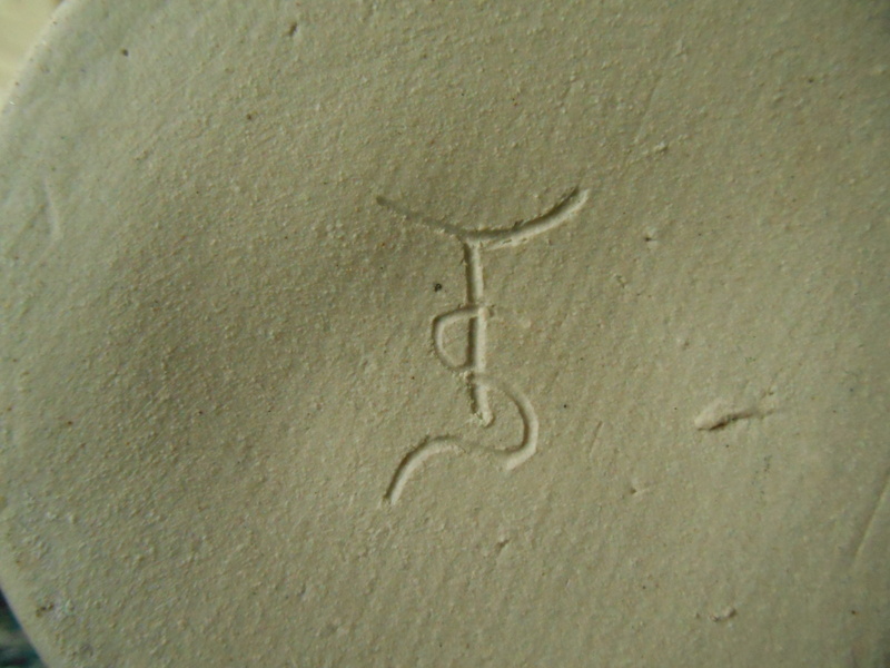 Salt Glazed Bellarmine with T S, F S or Y S initials? Help re Potter please Dscn0014