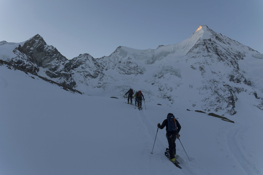 29-30 Avril : Epaule du Zinalrothorn - Dôme du Blanc de Moming 5_201711