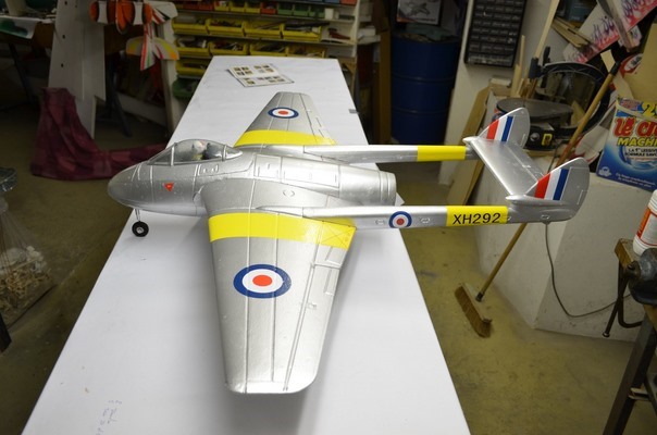 DE HAVILLAND VAMPIRE 0827