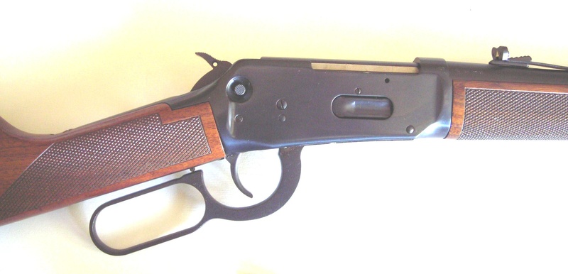 Une Winchester 1894 qui n'est pas une carabine ? oui ça existe : c'est un shotgun 9410. 9410_c10