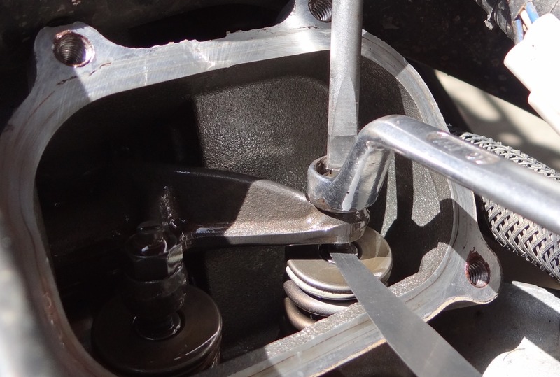 XT660Z Soupapes:Comment faire le réglage Dsc08237