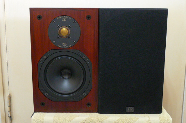 Monitor Audio MA700 Bookshelf Speakers (Used) SOLD P1130415