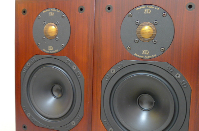 Monitor Audio MA700 Bookshelf Speakers (Used) SOLD P1130418