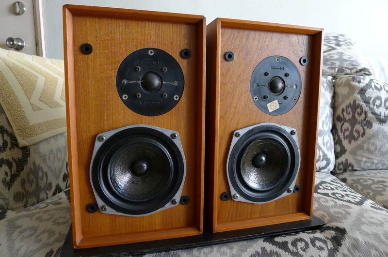 Celestion Ditton 11 Bookshelf Speakers (Used) SOLD P1130938