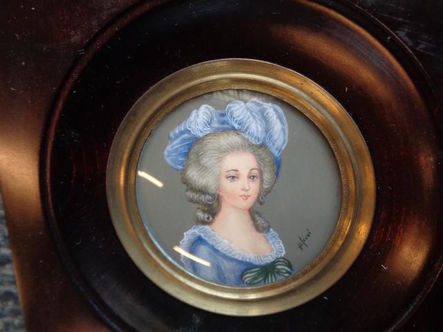 Collection : miniatures de Marie Antoinette et de ses proches - Page 11 12252910