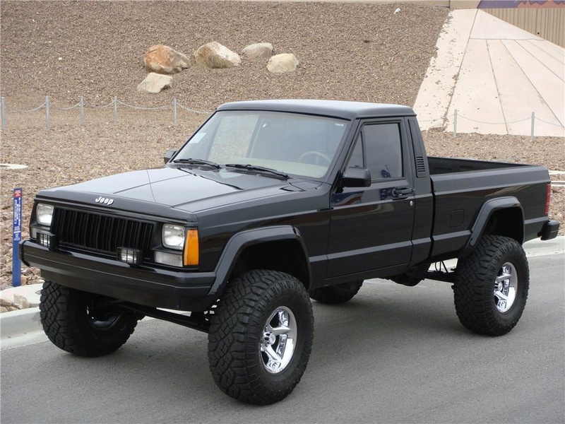 Jeep - News: Hard Body Jeep Comanche MJ 36878210