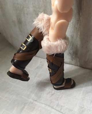 Galerie de mes fan-dolls (Le roi sous la montagne p.10) - Page 4 2017-028