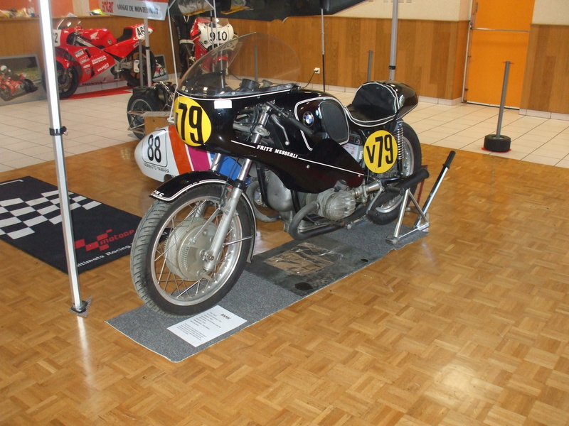 motos anciennes Dscf9327