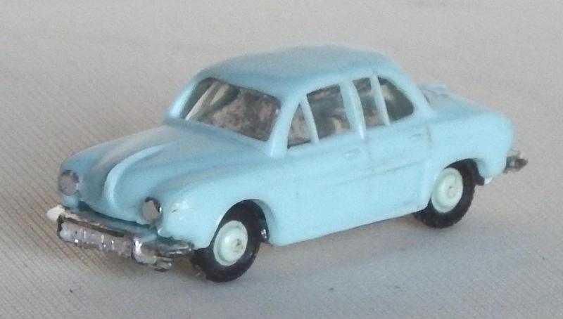   4 (508) - Renault Dauphine Dscf0916