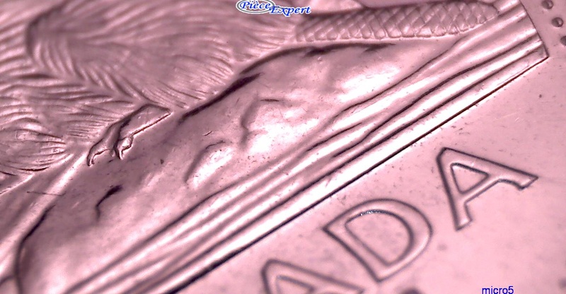 2011 - Éclat de Coin, Feuille Droite # 1 (Die Chip) Cpe_i152