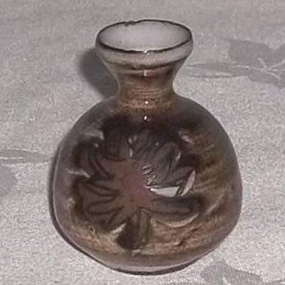 Small lava glaze 'Gourd' vase - Briglin?  Brigli10
