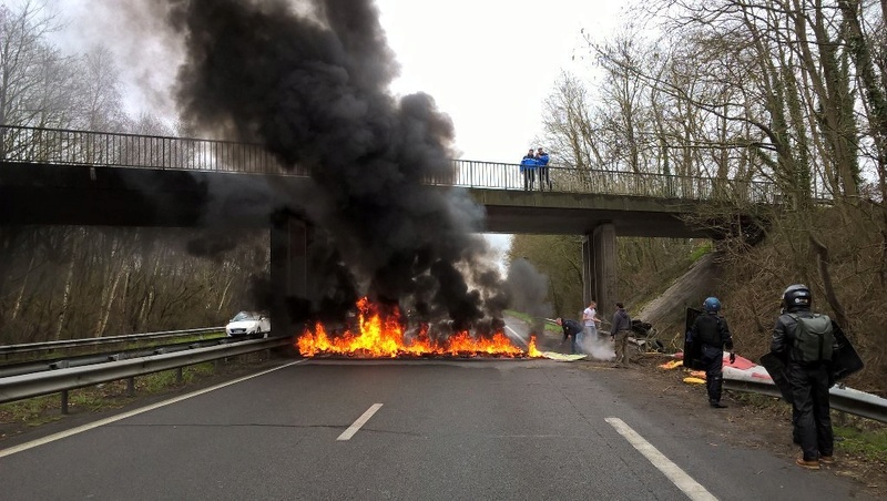 Nantes Ville ouverte à la racaille Ob_98610