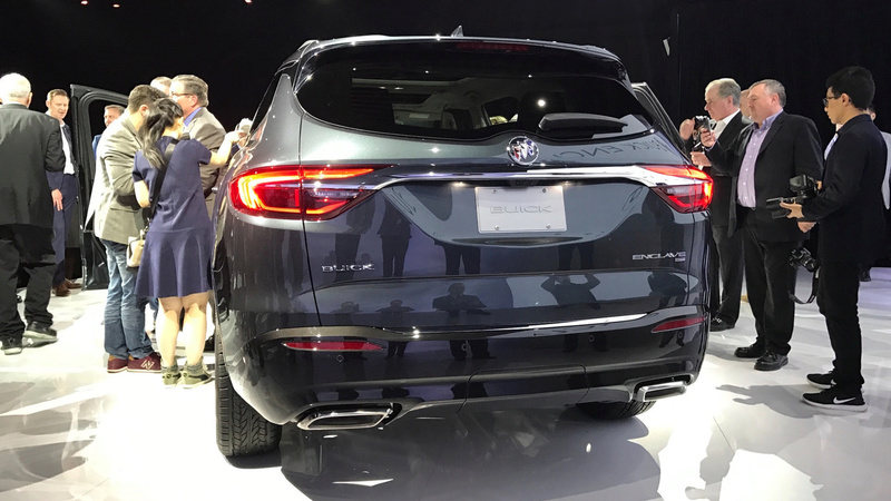 2017 - [Buick] Enclave II 2018-b26