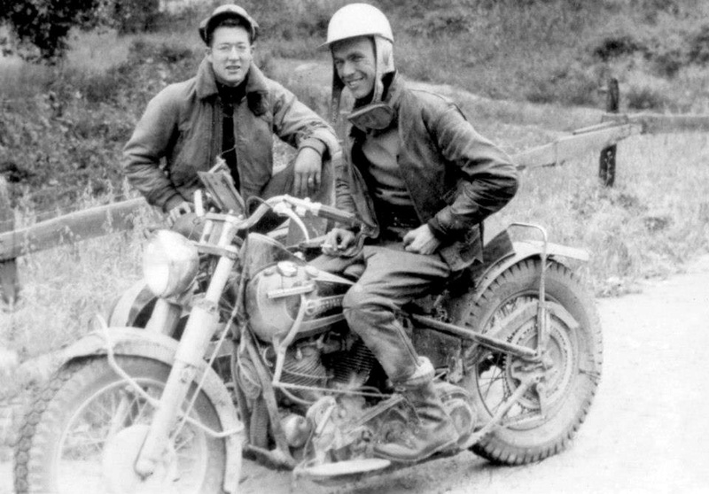 Vieilles photos (pour ceux qui aiment les anciennes photos de bikers ou autre......) - Page 11 Tumbl921