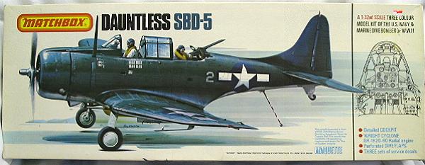 Douglas A 24 B et SBD 5 Dauntless 14704710
