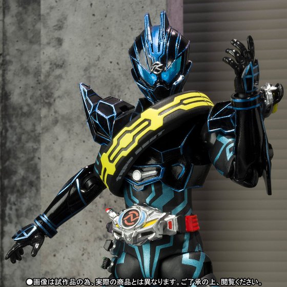 Kamen Rider - S.H. Figuarts (Bandai) - Page 18 10001232
