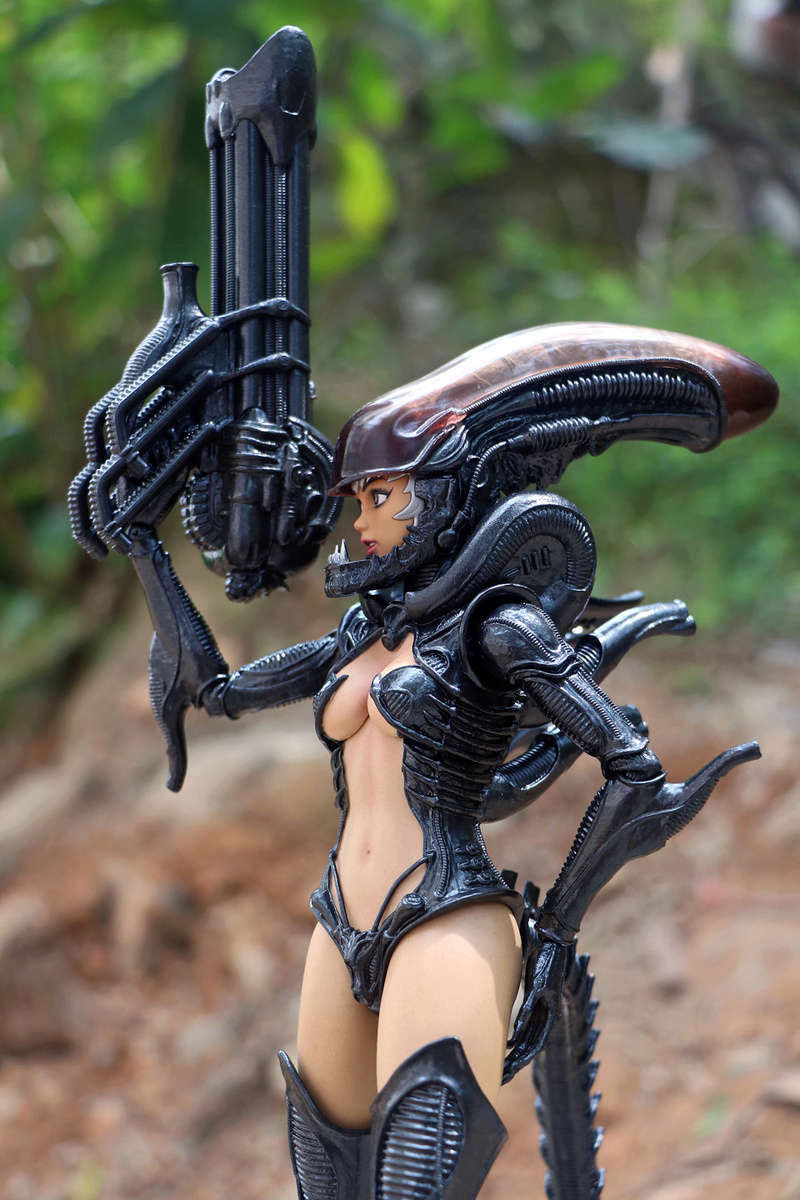 Hotangel Alien Girl Elphonso Lam 1/6 - AVP Alien Vs Predator (Hot Toys) 10453811