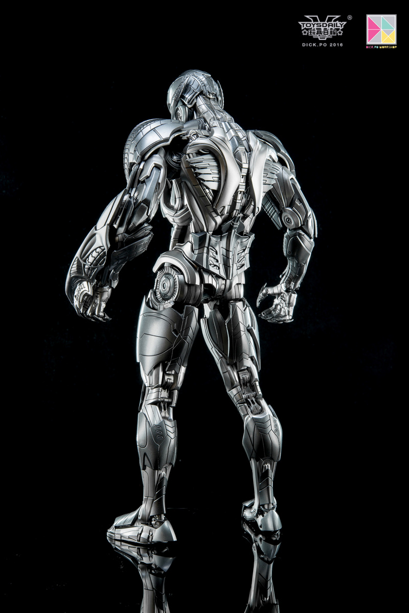 Ultron Accessory and Ironmans - The Avengers 2 - 1/9 Diecast (King Arts) 17041210