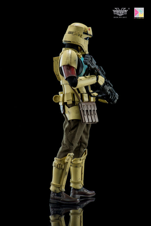 Star Wars Rogue One : 1/6 Shoretrooper (Hot Toys)  17110211
