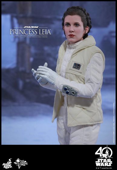 Star Wars The Empire Strikes Back : 1/6 Princess Leia (Hot Toys)  17472614