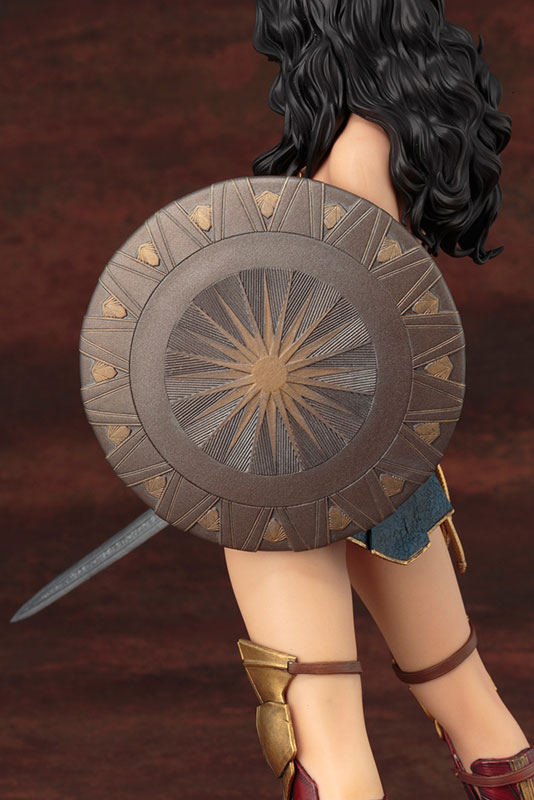 Wonder Woman 1/6 (ARTFX) Figure23